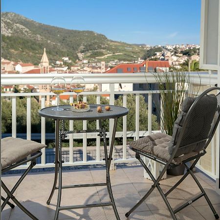 Novak Guesthouse - Zf Hvar Хвар Екстер'єр фото