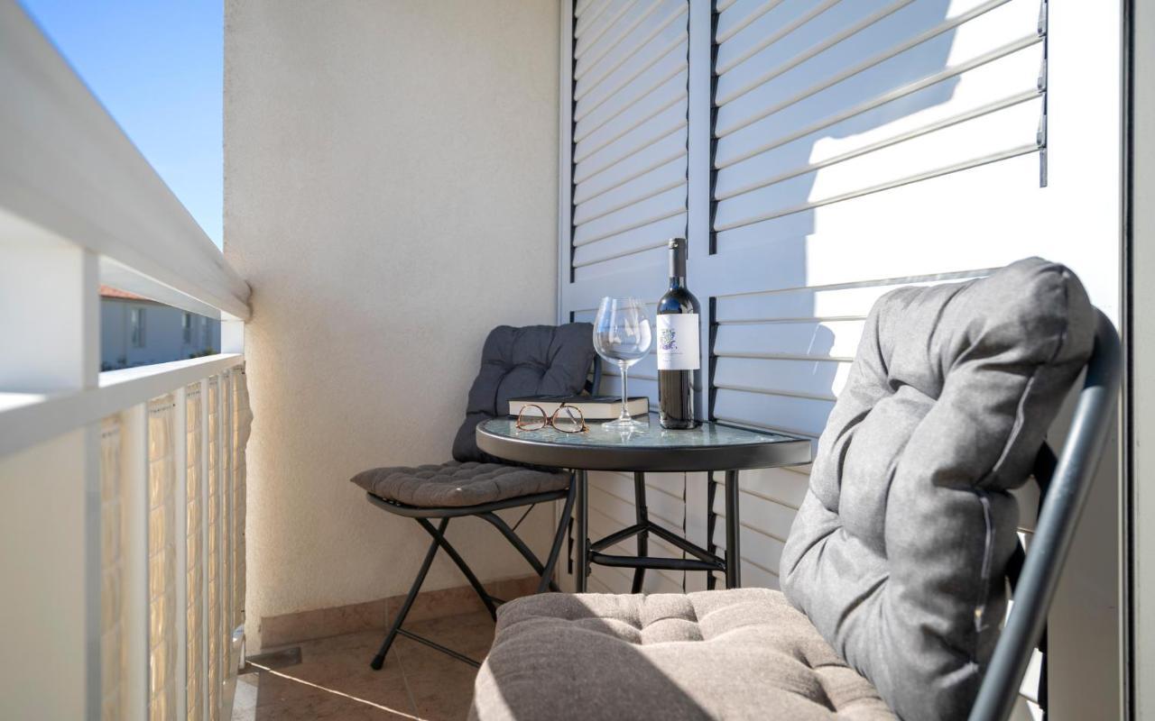 Novak Guesthouse - Zf Hvar Хвар Екстер'єр фото