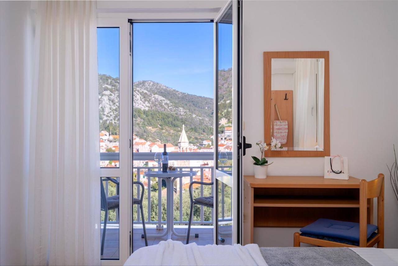 Novak Guesthouse - Zf Hvar Хвар Екстер'єр фото