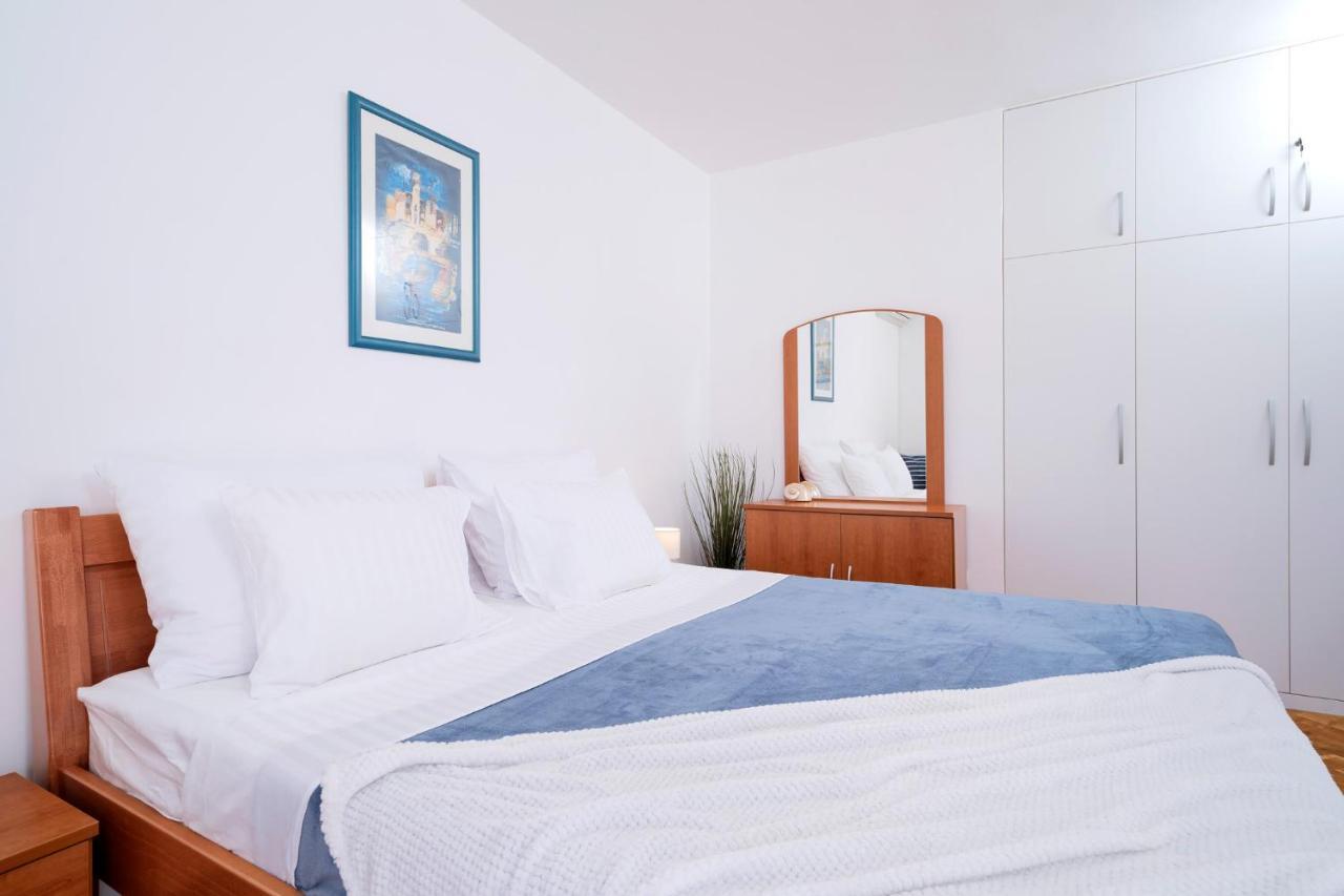 Novak Guesthouse - Zf Hvar Хвар Екстер'єр фото