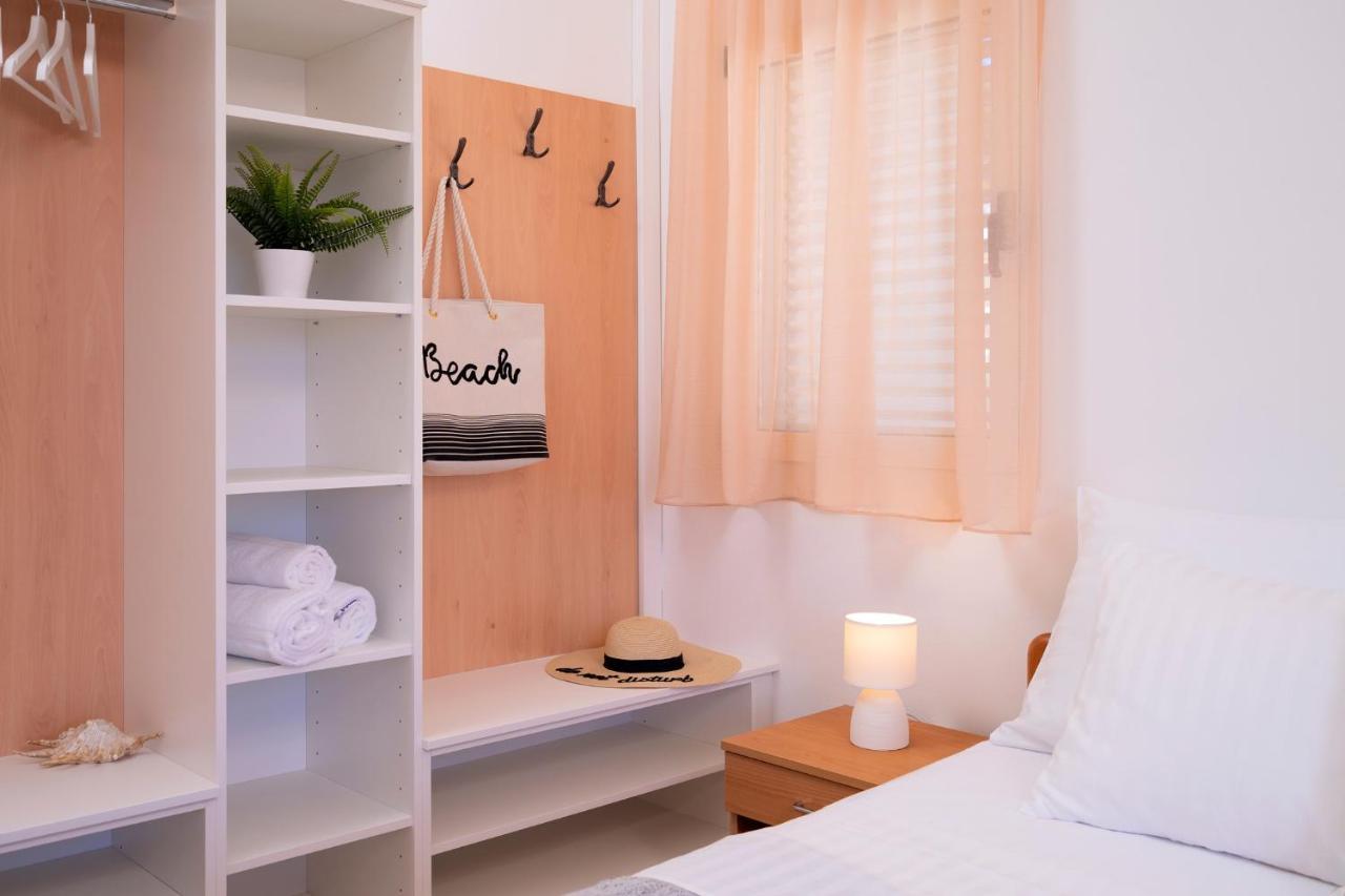 Novak Guesthouse - Zf Hvar Хвар Екстер'єр фото