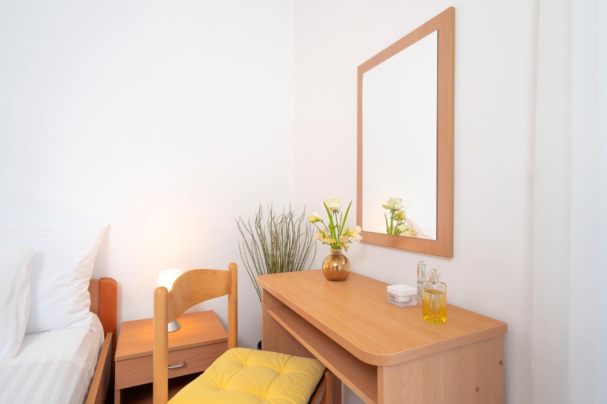 Novak Guesthouse - Zf Hvar Хвар Екстер'єр фото