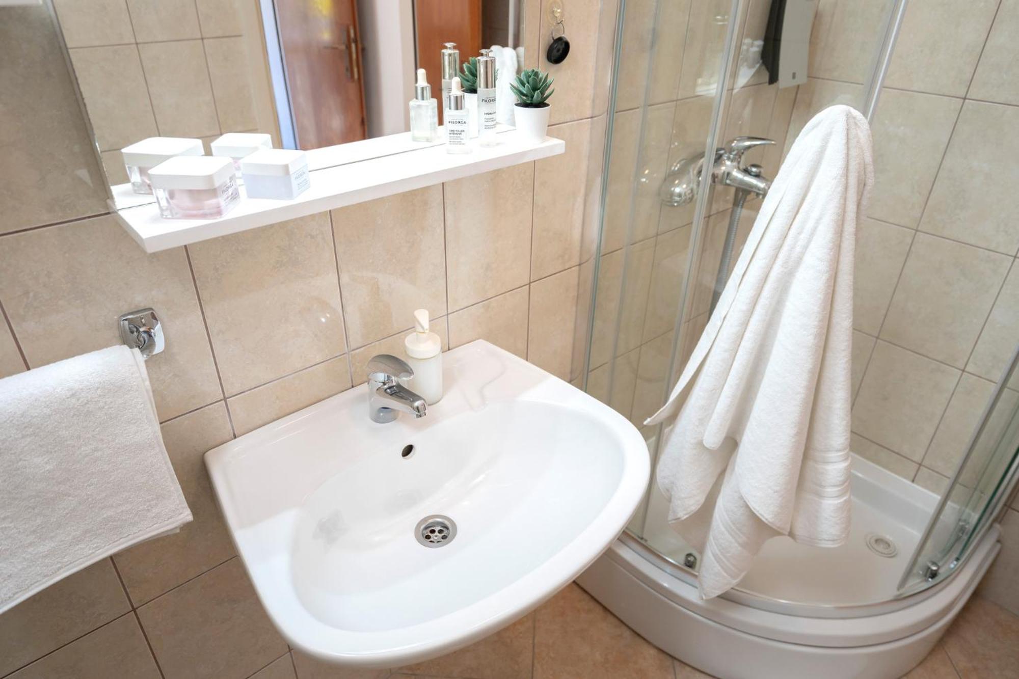 Novak Guesthouse - Zf Hvar Хвар Екстер'єр фото